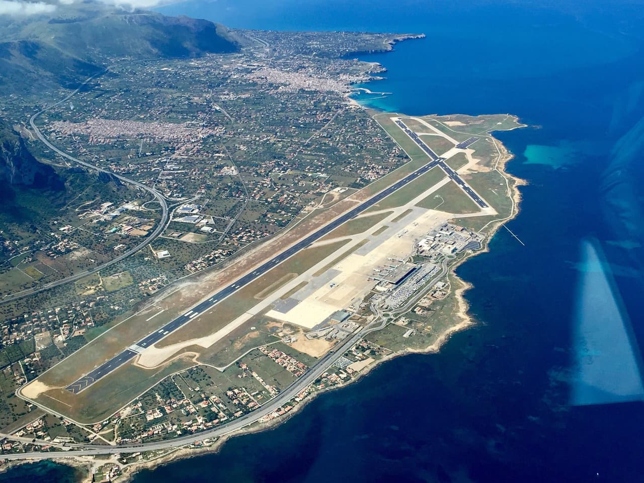 Parcheggio Aeroporto vicino Palermo